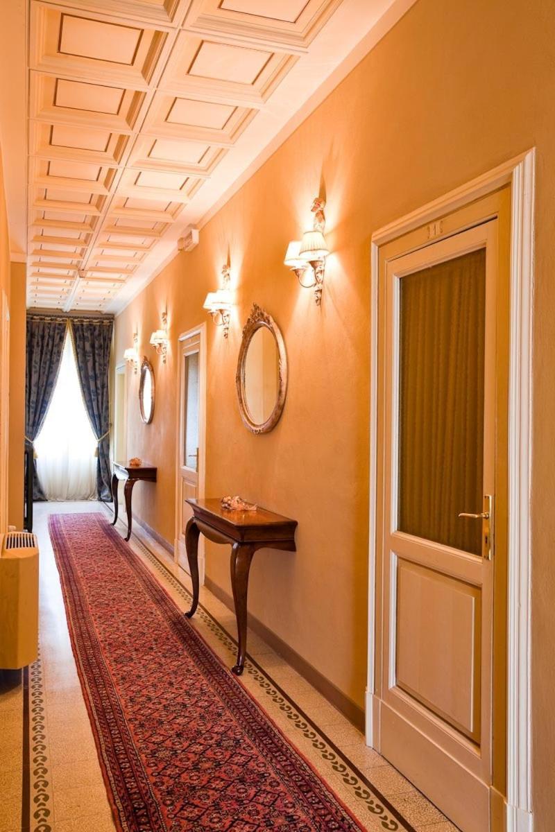 Castello Montegiove Hotell Fano Eksteriør bilde