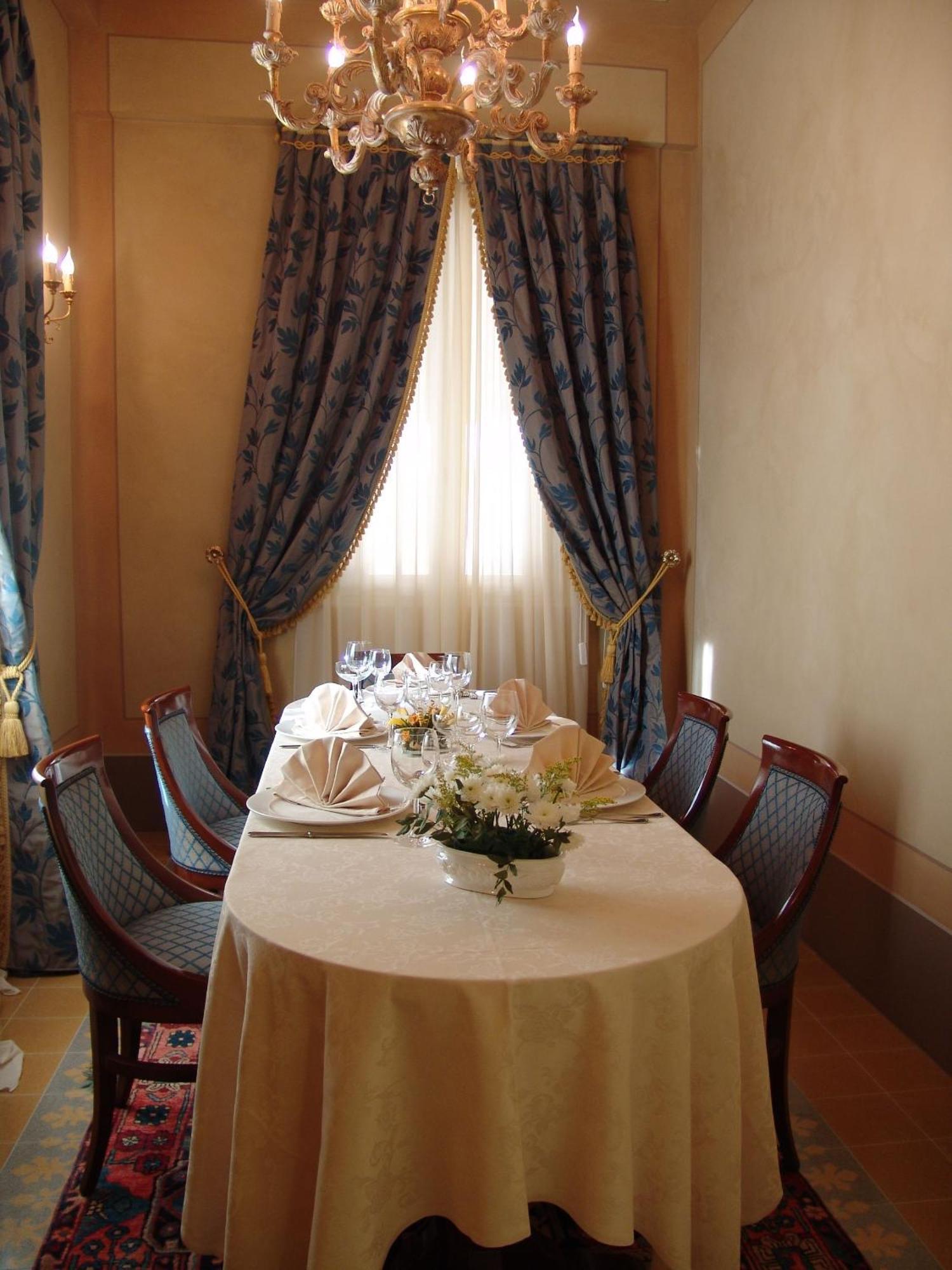 Castello Montegiove Hotell Fano Eksteriør bilde