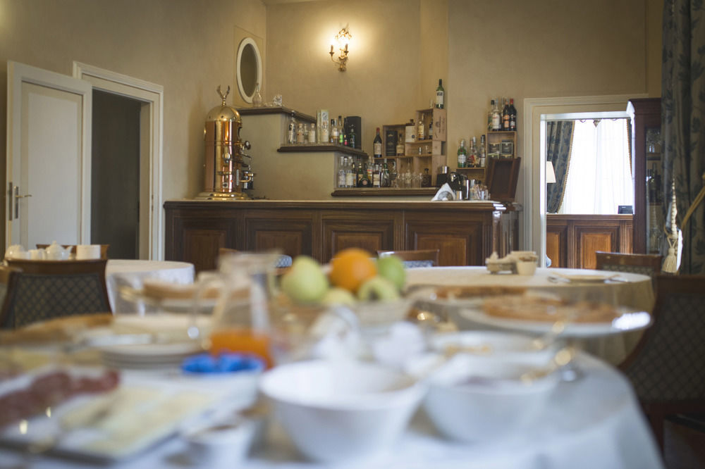 Castello Montegiove Hotell Fano Eksteriør bilde