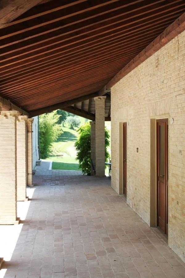 Castello Montegiove Hotell Fano Eksteriør bilde