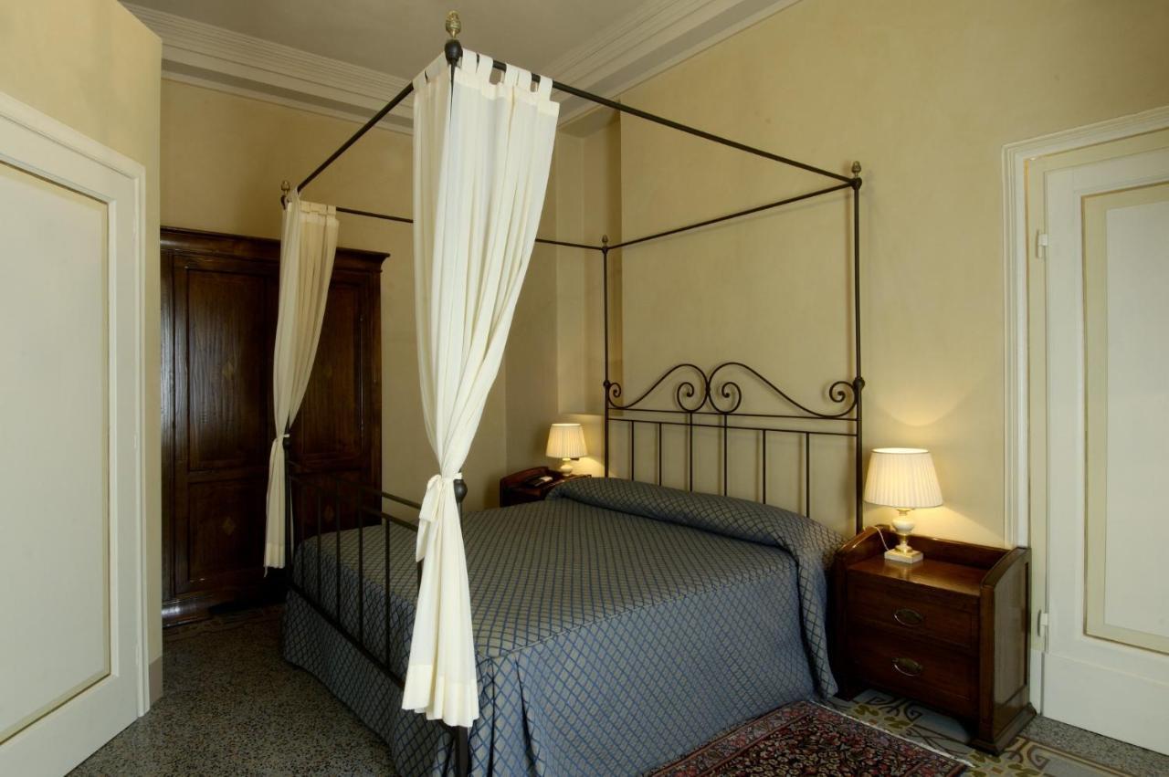Castello Montegiove Hotell Fano Eksteriør bilde